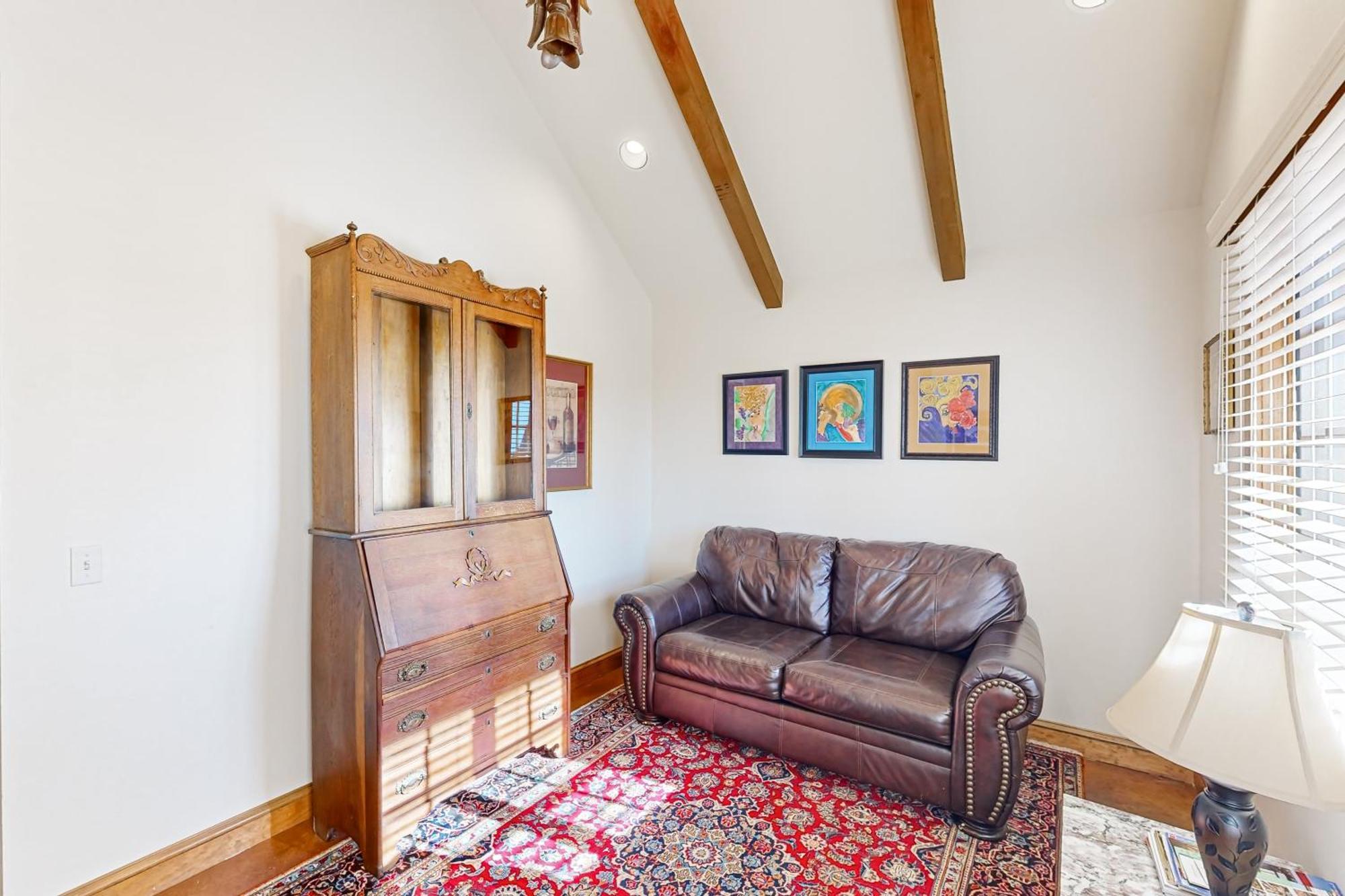 Messina Hof Hill Country Villa Blumenthal Rum bild